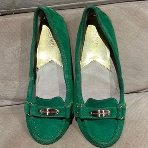 Michael Kors 8.5 women’s green boat loafers